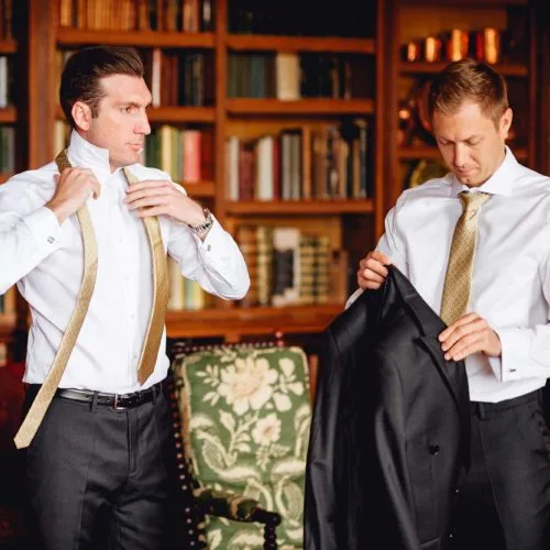 Groomsmen-dress-for-wedding-in-Homme-House-Library