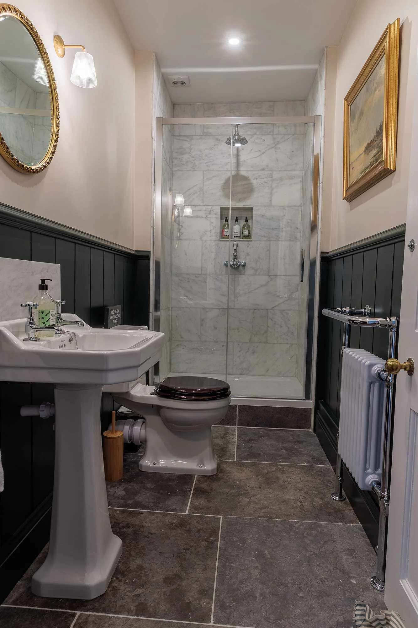 Homme-House-Bathroom