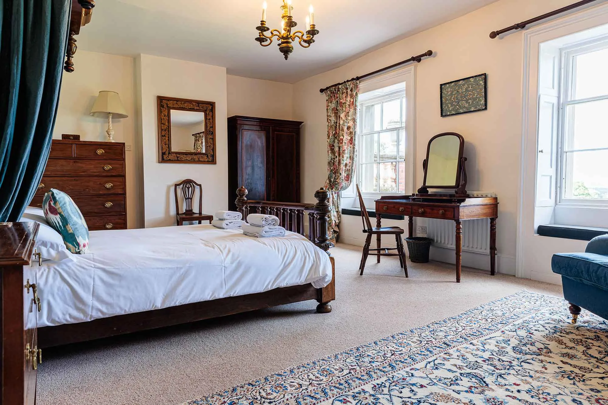 Homme-House-Beech-Room